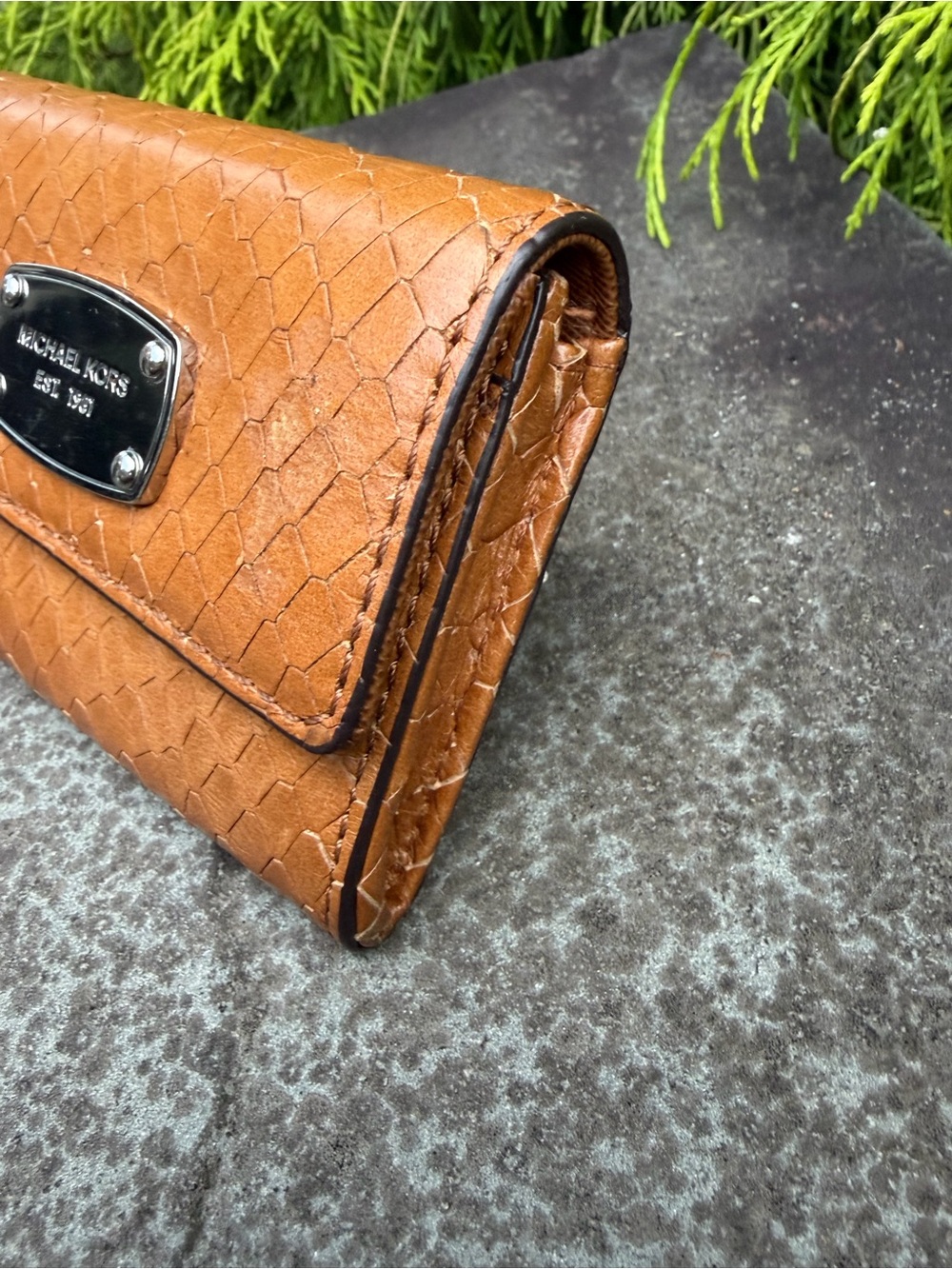 Michael Kors Brown Snake-Embossed Leather Card Case with Key Ring - Picture 3 of 15